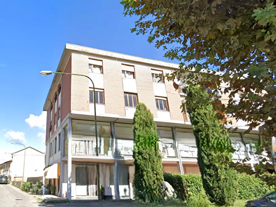 Immagine 10 di Appartamento in vendita  in Via Monsignore Razzoli a Villafranca In Lunigiana