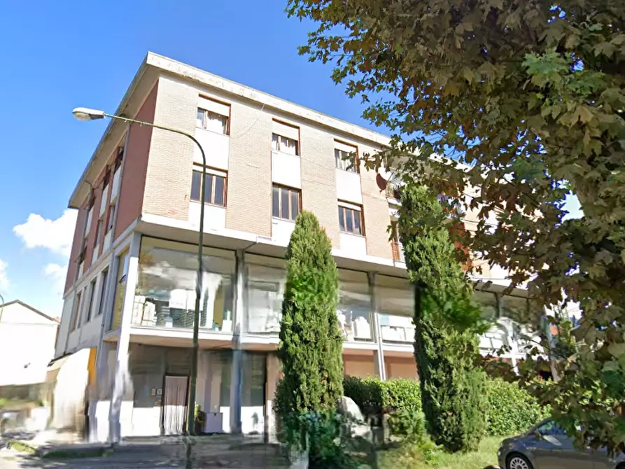 Immagine 11 di Appartamento in vendita  in Via Monsignore Razzoli a Villafranca In Lunigiana