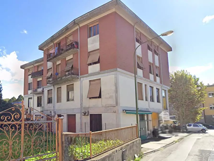 Immagine 12 di Appartamento in vendita  in Via Monsignore Razzoli a Villafranca In Lunigiana