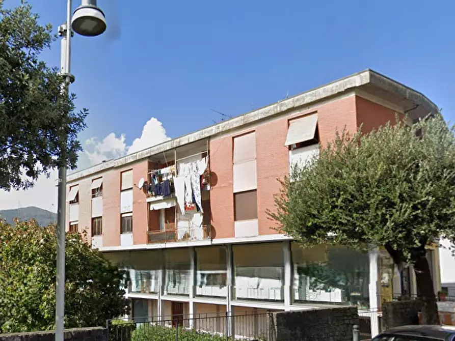 Immagine 20 di Appartamento in vendita  in Via Monsignore Razzoli a Villafranca In Lunigiana