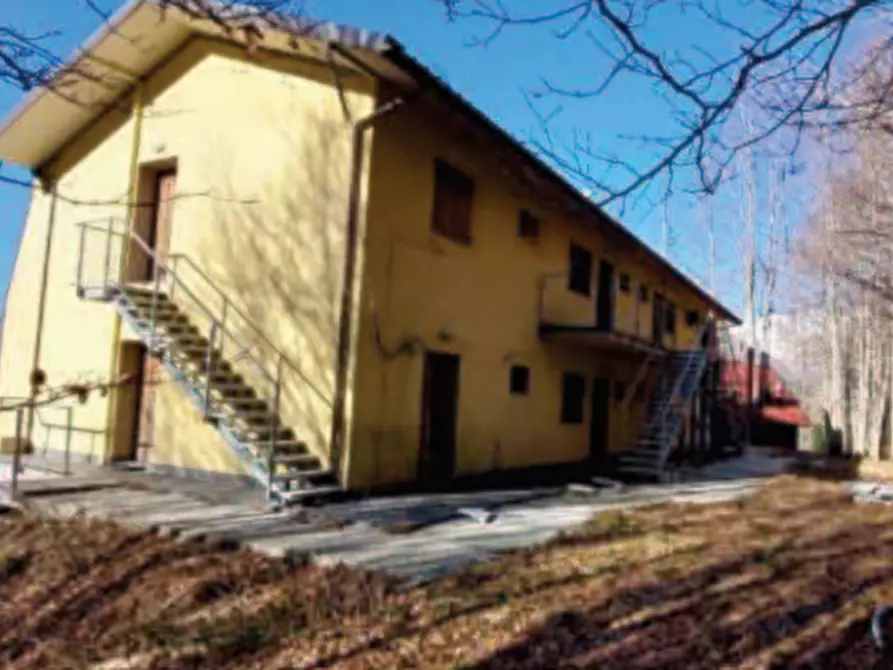 Immagine 4 di Appartamento in vendita  in Località Cerreto a Fivizzano