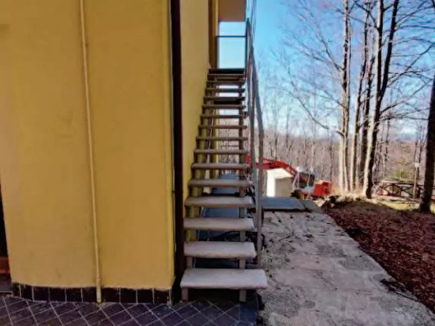 Immagine 6 di Appartamento in vendita  in Località Cerreto a Fivizzano