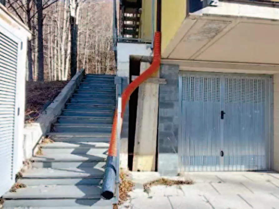 Immagine 10 di Appartamento in vendita  in Località Cerreto a Fivizzano