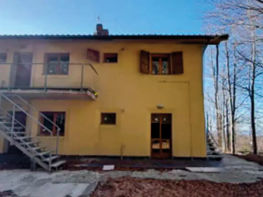 Immagine 13 di Appartamento in vendita  in Località Cerreto a Fivizzano