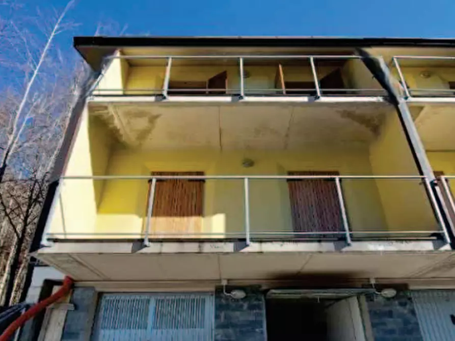 Immagine 15 di Appartamento in vendita  in Località Cerreto a Fivizzano