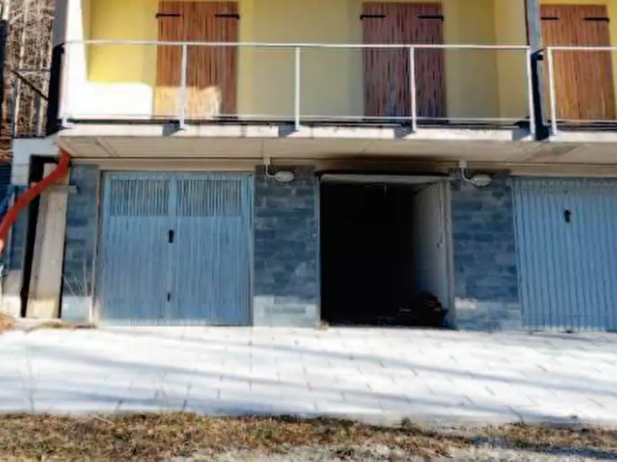 Immagine 19 di Appartamento in vendita  in Località Cerreto a Fivizzano