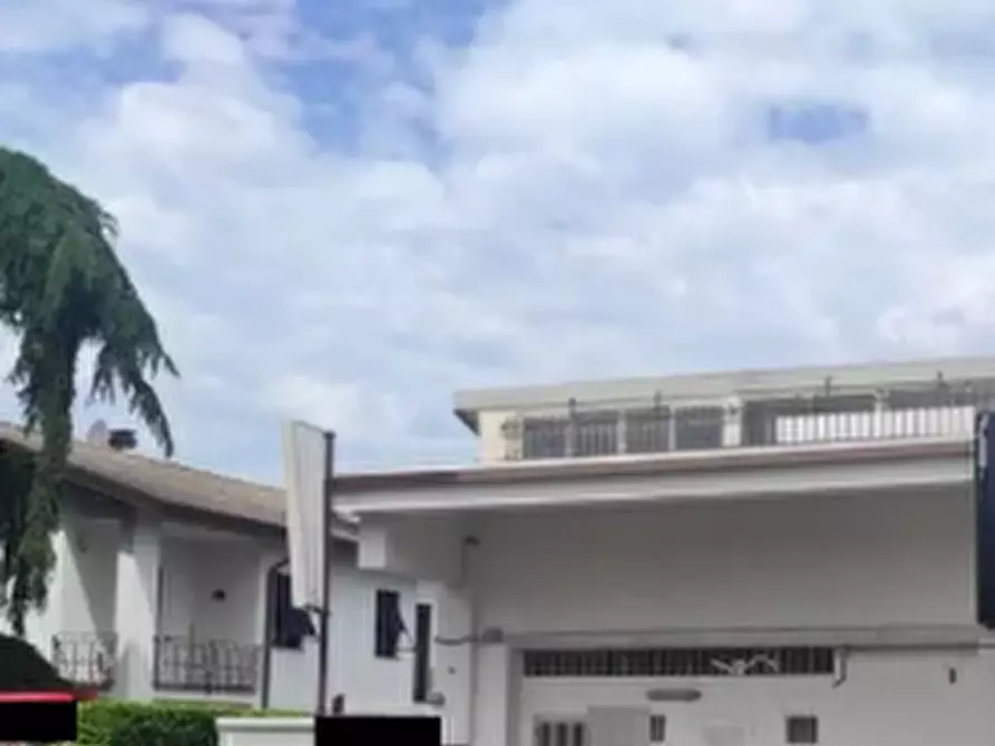 Immagine 4 di Appartamento in vendita  in Via Pastrengo  a Somma Lombardo