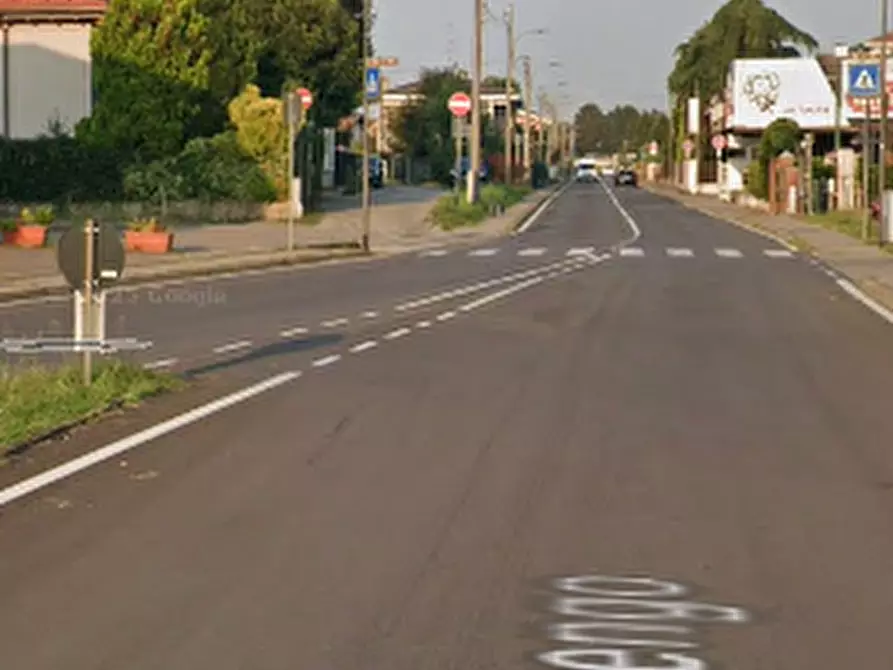 Immagine 8 di Appartamento in vendita  in Via Pastrengo  a Somma Lombardo