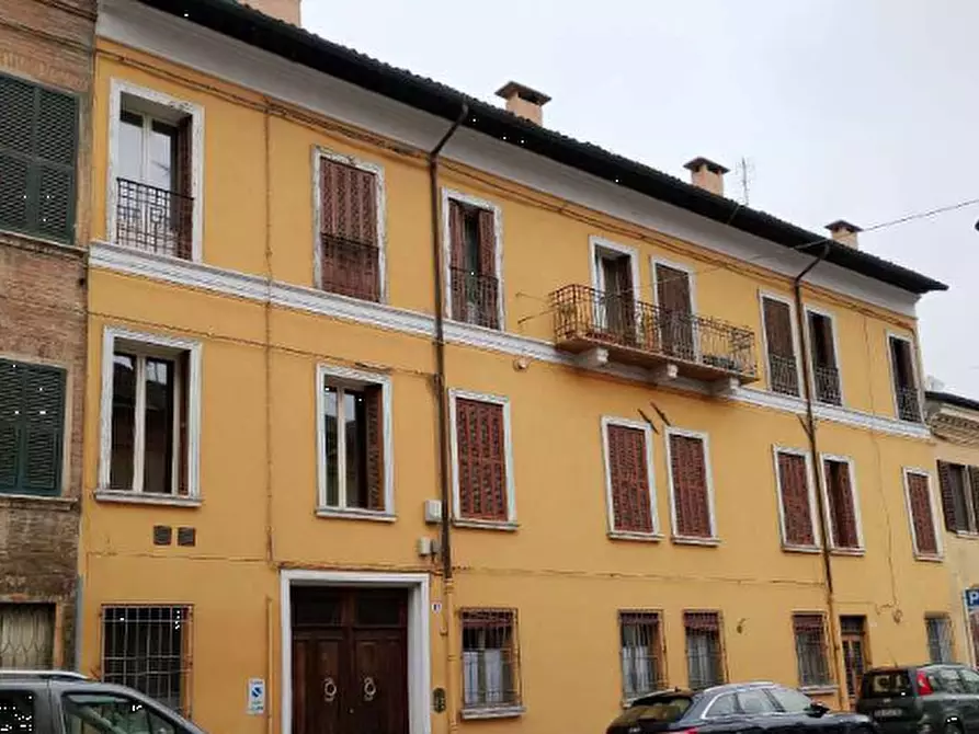 Immagine 1 di Appartamento in vendita  in Via Montebello a Ferrara