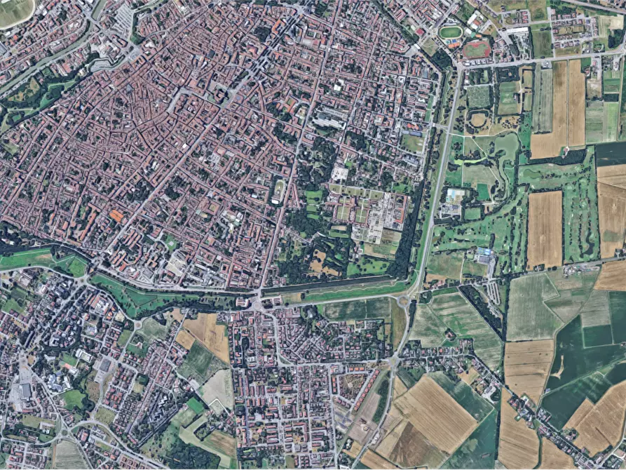 Immagine 15 di Appartamento in vendita  in Via Montebello a Ferrara