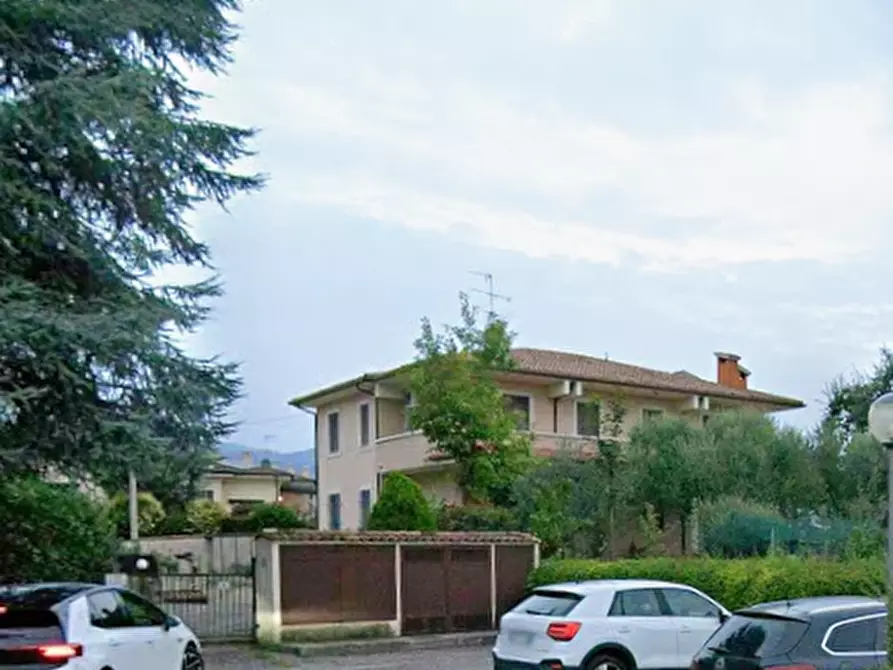 Immagine 1 di Appartamento in vendita  in Via Valtenesi a Mazzano