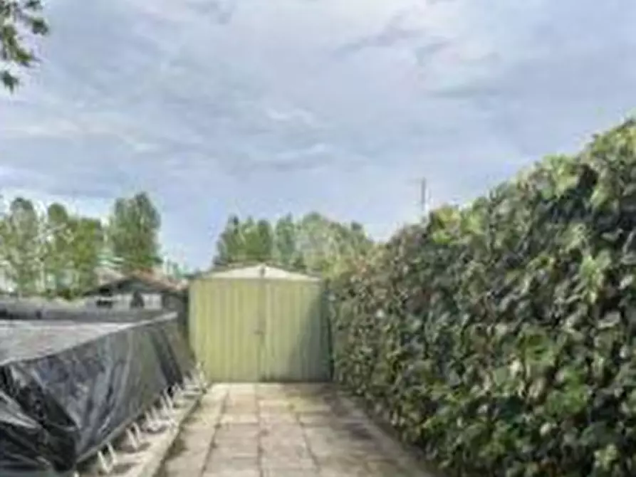 Immagine 3 di Appartamento in vendita  in Str. Montichiari a Ghedi