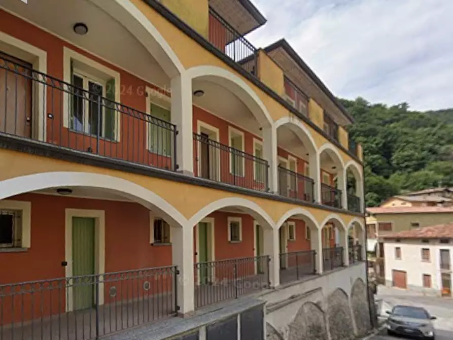 Immagine 3 di Appartamento in vendita  in Via Fratelli Reguitti a Agnosine