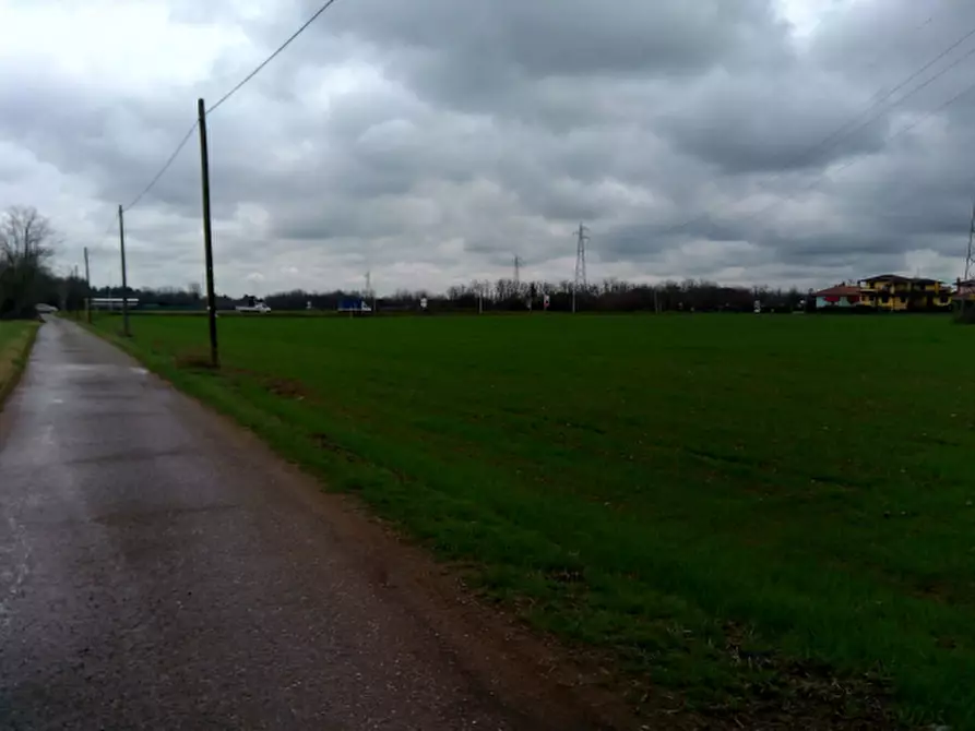 Immagine 8 di Terreno agricolo in vendita  in Via per Dairago a Busto Arsizio