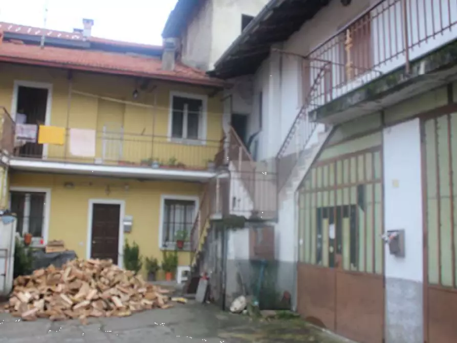 Immagine 1 di Appartamento in vendita  in Via XI Febbraio a Sumirago