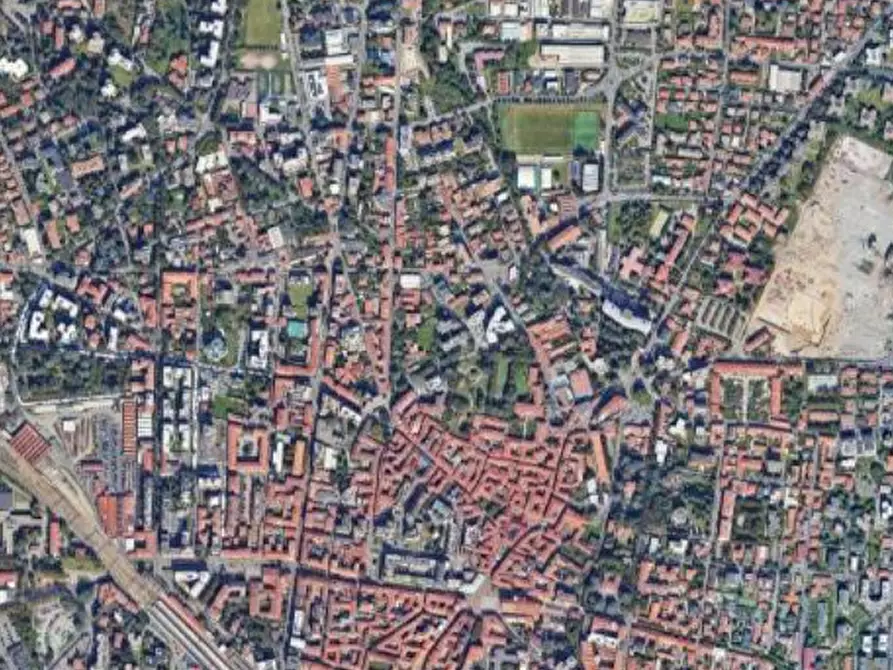 Immagine 6 di Negozio in vendita  in Via Ramazzotti a Saronno