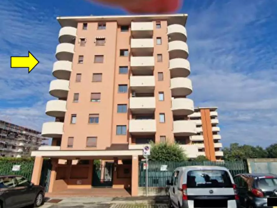 Immagine 1 di Appartamento in vendita  in Via Madre Teresa di Calcutta a Busto Arsizio