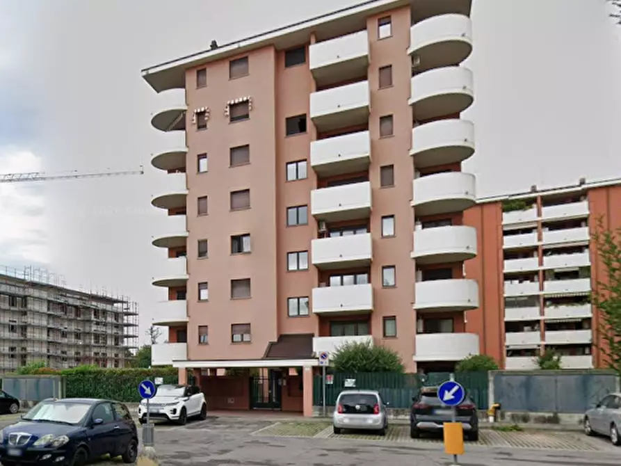 Immagine 9 di Appartamento in vendita  in Via Madre Teresa di Calcutta a Busto Arsizio