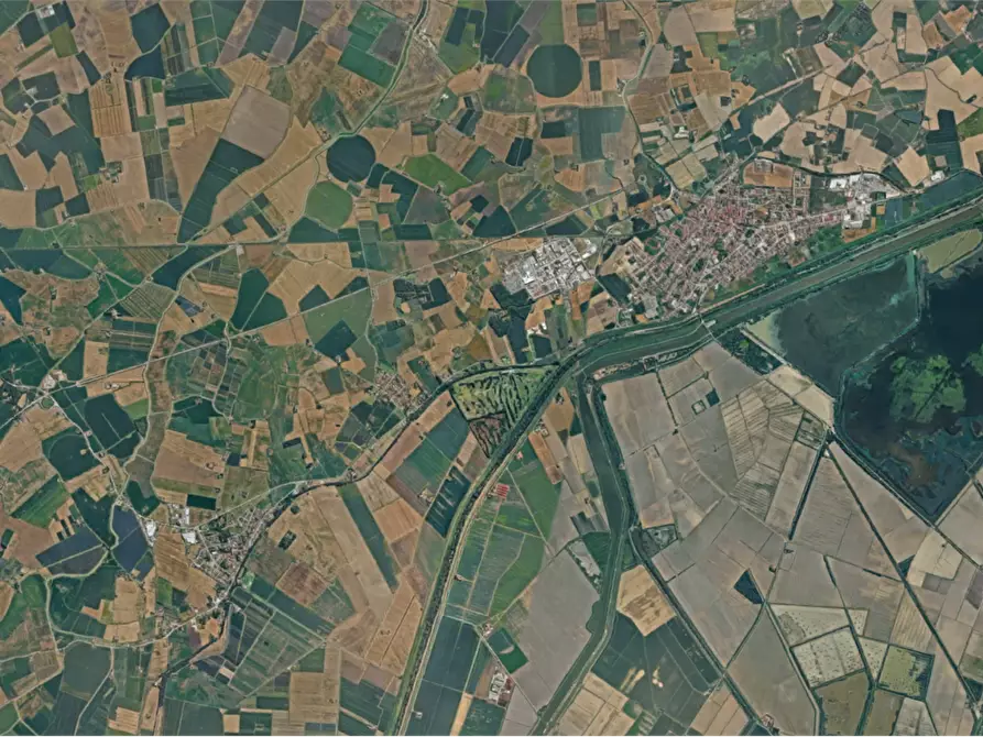 Immagine 9 di Garage in vendita  in Via Pozze Androna a Argenta