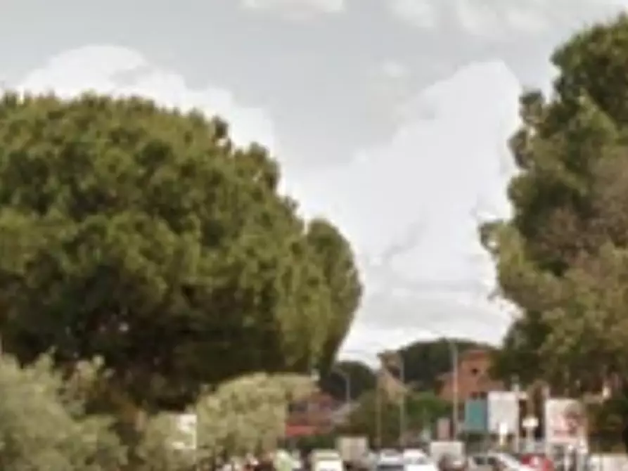 Immagine 6 di Posto auto in vendita  in Via Casilina a Roma