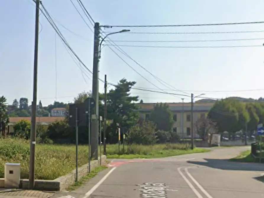 Immagine 10 di Laboratorio in vendita  in Via Montelungo a Cerro Maggiore