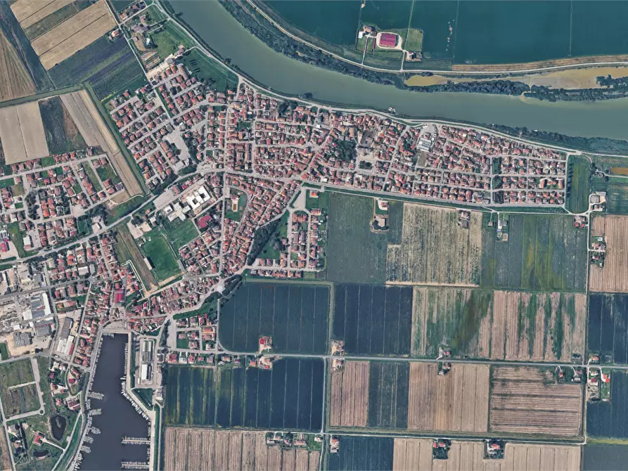 Immagine 6 di Appartamento in vendita  in  Via Ernesto Alberghini  a Goro