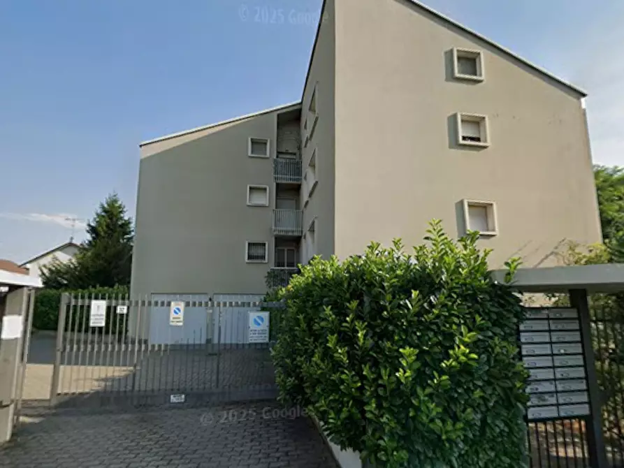 Immagine 5 di Appartamento in vendita  in Via Bainsizza a Legnano
