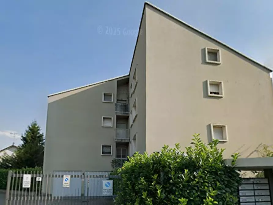 Immagine 6 di Appartamento in vendita  in Via Bainsizza a Legnano