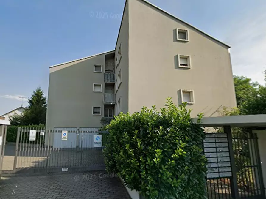 Immagine 8 di Appartamento in vendita  in Via Bainsizza a Legnano
