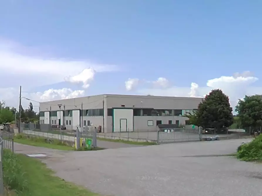 Immagine 1 di Laboratorio in vendita  in Via Nazionale a Canaro