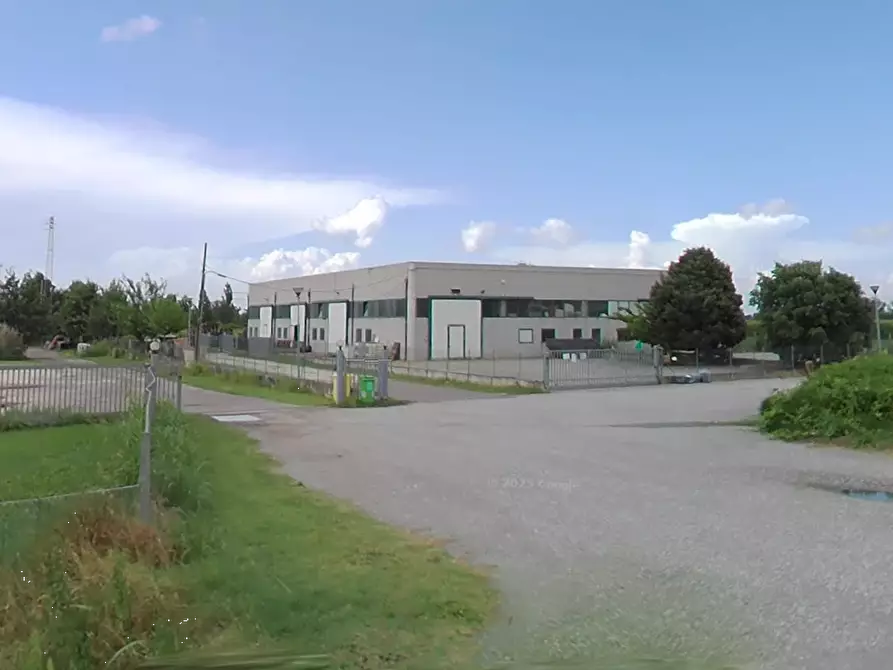 Immagine 3 di Laboratorio in vendita  in Via Nazionale a Canaro