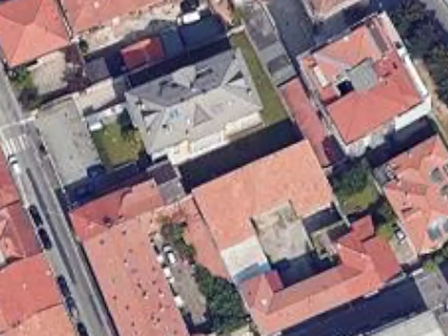 Immagine 12 di Appartamento in vendita  in Via Mazzini a Legnano