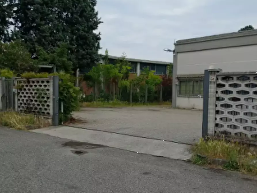 Immagine 7 di Capannone industriale in vendita  in Via dell'Industria a Cura Carpignano