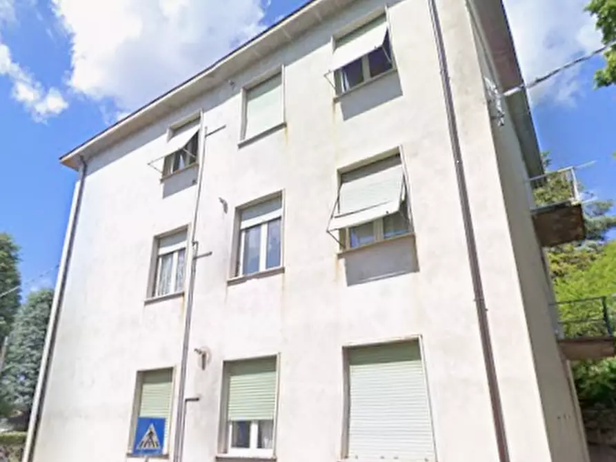 Immagine 13 di Appartamento in vendita  in Viale Amedeo di Savoia Duca d’Aosta a Casteggio