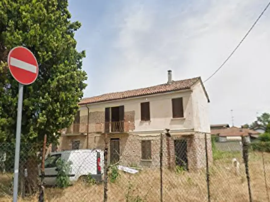 Immagine 1 di Casa indipendente in vendita  in Via Carlo Albani  a Gropello Cairoli