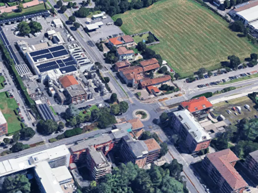 Immagine 8 di Negozio in vendita  in Via S. Zeno  a Brescia