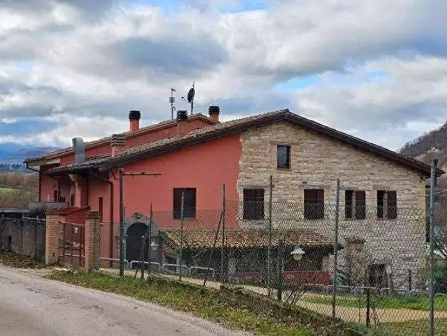 Immagine 2 di Appartamento in vendita  in Località Valrea a Pergola
