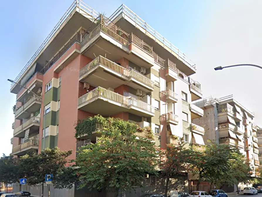 Immagine 10 di Appartamento in vendita  in Via Isole del Capoverde a Roma