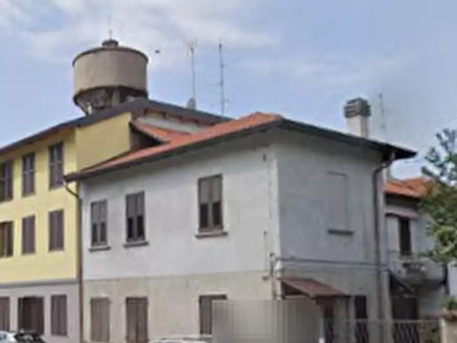 Immagine 3 di Appartamento in vendita  in Via Roma a Bovisio-Masciago