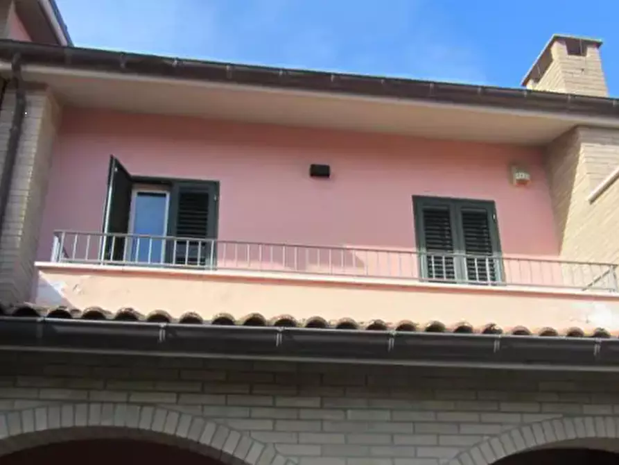 Immagine 5 di Villetta a schiera in vendita  in Via del Colle  a Serra Sant'abbondio