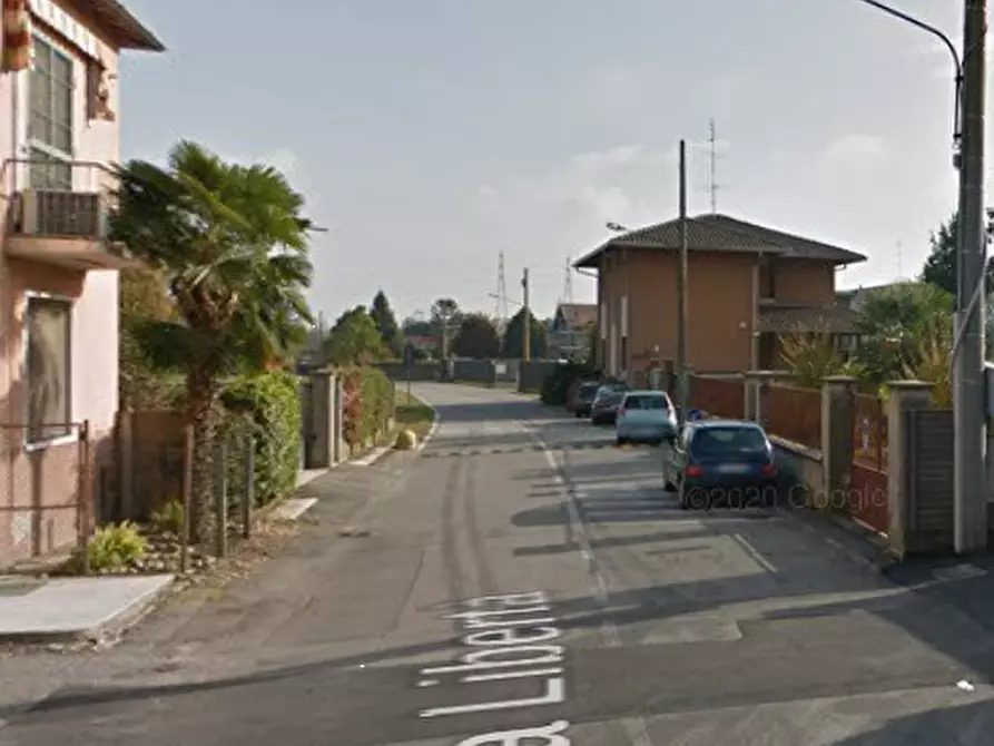 Immagine 8 di Garage in vendita  in Via Libertà a Turbigo