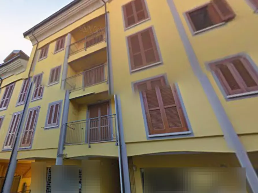 Immagine 4 di Appartamento in vendita  in Via Marconi a Roncello