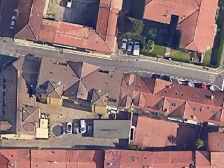 Immagine 12 di Appartamento in vendita  in Via Marconi a Roncello