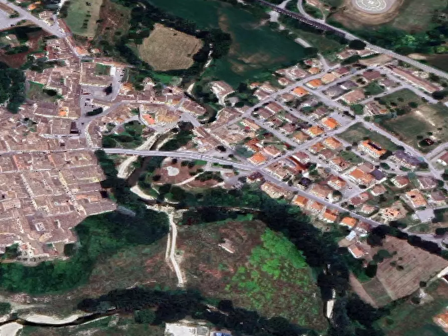 Immagine 2 di Negozio in vendita  in Via Piave  a Pergola