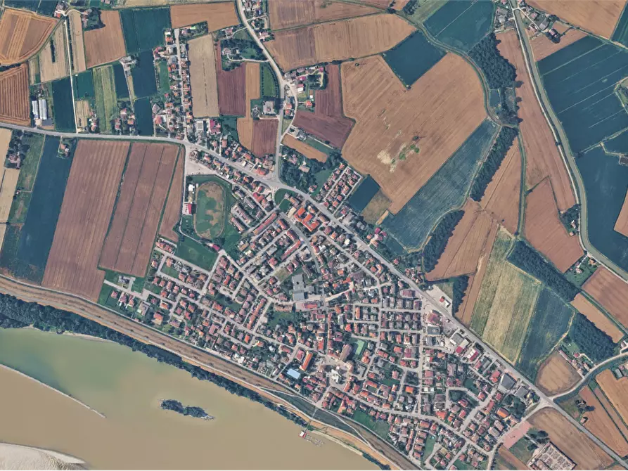 Immagine 2 di Porzione di casa in vendita  in Via Maffei a Stienta