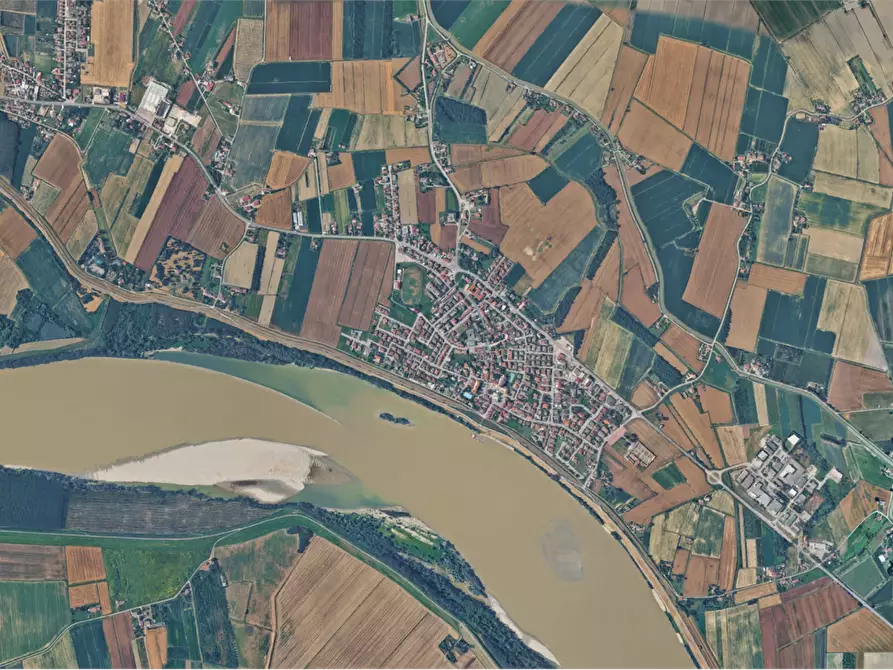 Immagine 3 di Porzione di casa in vendita  in Via Maffei a Stienta