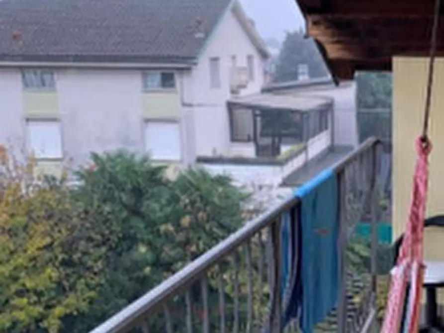 Immagine 12 di Appartamento in vendita  in Via Baraggioli  a Busto Arsizio