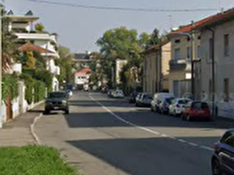 Immagine 15 di Appartamento in vendita  in Via Baraggioli  a Busto Arsizio