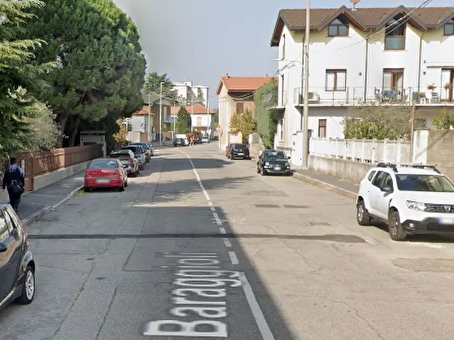 Immagine 17 di Appartamento in vendita  in Via Baraggioli  a Busto Arsizio