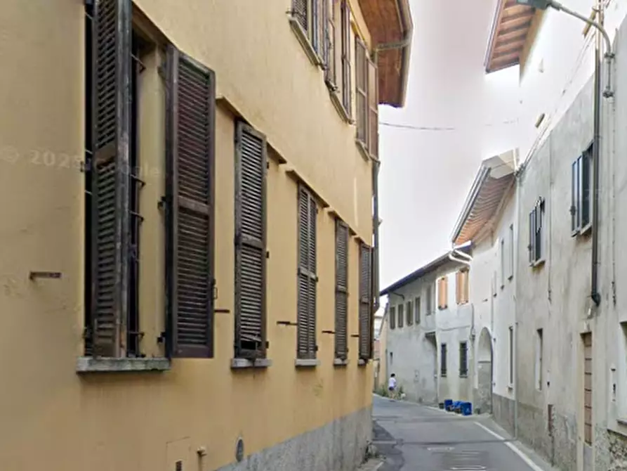 Immagine 22 di Appartamento in vendita  in Via Eugenio Villoresi a Somma Lombardo